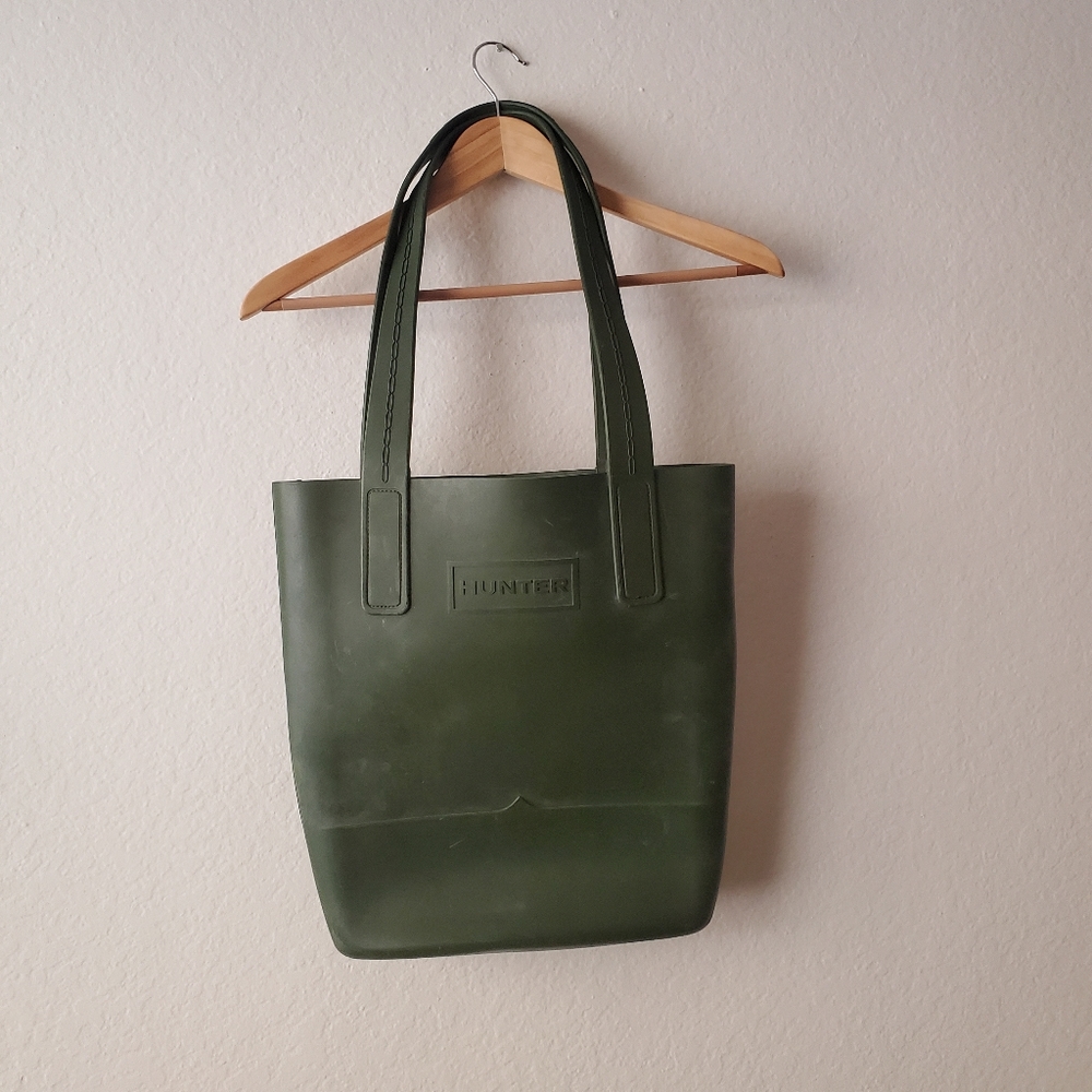 Hunter x Target Army Khaki Green Waterproof Rubber Tote Bag